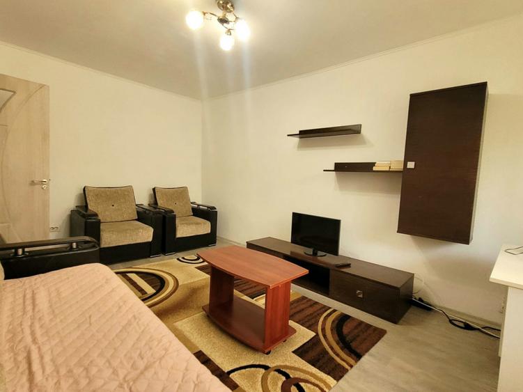 Tomis 3 – un apartament primitor, pregătit pentru următorii săi chiriași.