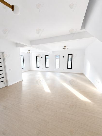 Casă individuală P+1E, 4 camere | 3 bai - teren 350 mp