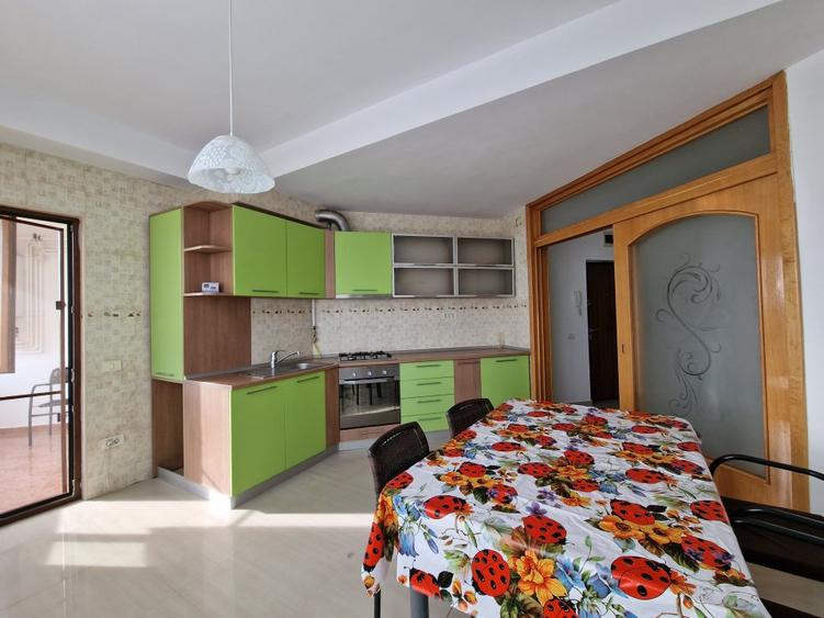 Apartament 2 camere de inchiriat bloc nou Tomis Nord