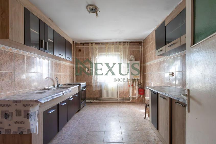 Apartament cu 4 camere, 90 mp, etaj 1 – Zona Nord, Bacău - 11