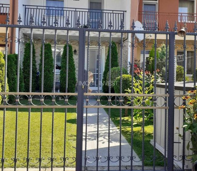 Casă înșiruită Ultracentral |85 mp utili| 128 mp construiți| Mobilată