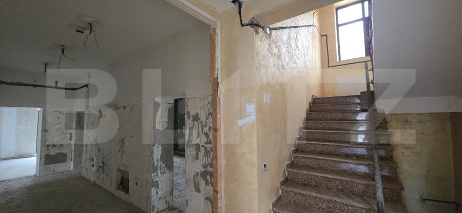 Spațiu comercial tip casa, D+P+M, 440 mp, zonă centrală Craiova