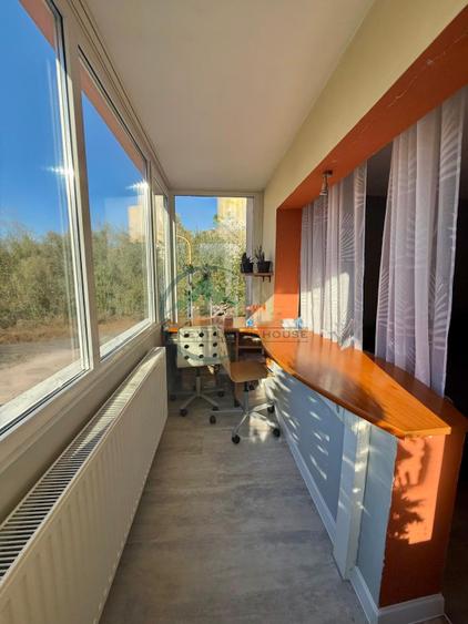 Apartament 3 camere, structura mare, etaj 1, Astra