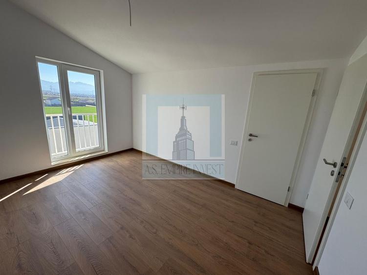 Apartament 3 camere / penthouse pe doua nivele - zona Sanpetru