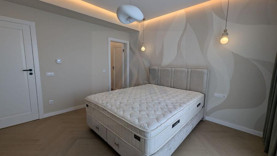 Penthouse premium 4 camere 120 mp utili terasa 88 mp zona Lazaret