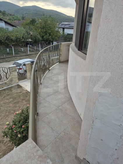 Casa individuala in zona Penny Micesti, partea stanga