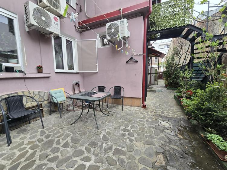 Studio in vilă in zona Libertatii-Piata Regina Maria-Gramont, curte comuna!