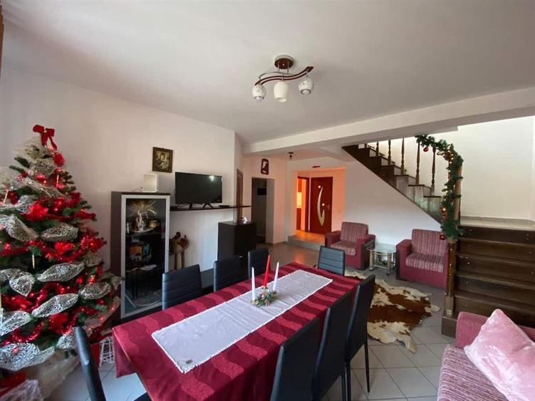 2 Vile/ Cabane situate in Gura Humorului, C-5270