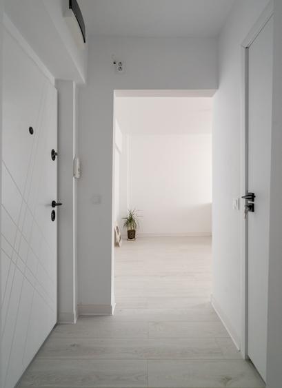 Titan Metrou - Garsoniera renovata, bloc mixt