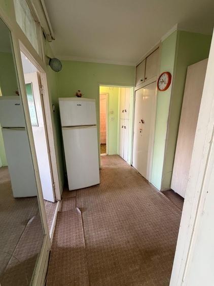 Apartament 2 camere decomandat, bld. Dorobantilor, etaj 3.