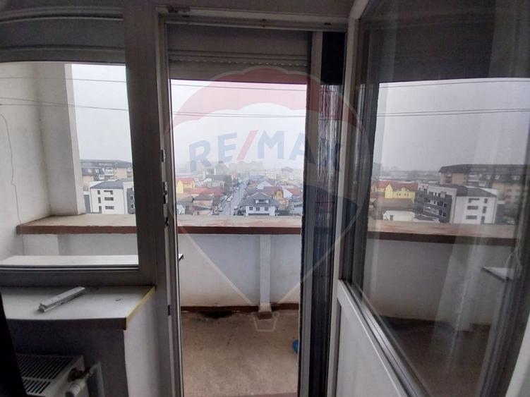 Apartament cu 3 camere  Promenada- Calea Severinului-Toporasi