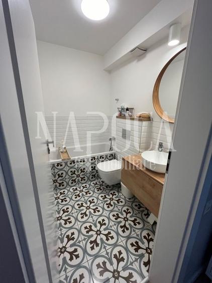 Apartament 3 camere de vanzare in Floresti