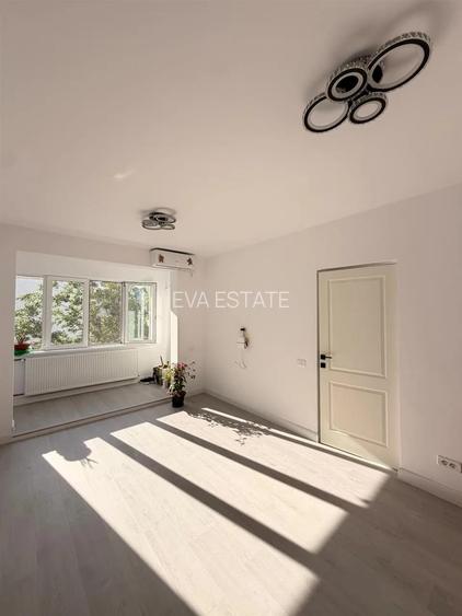 APARTAMENT DE VANZARE 1 MINUT METROU 1 DECEMBRIE 1918 - 20
