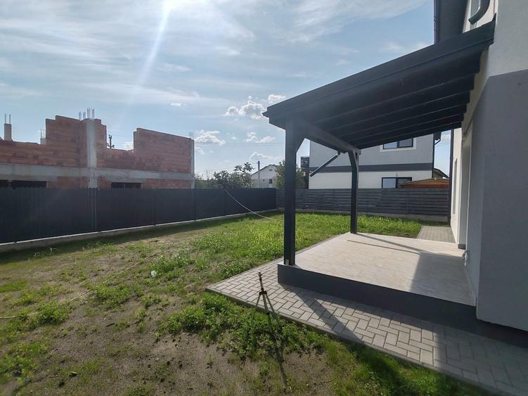 Casă individuală cu 4 camere Valea Lupului-Iași PLACĂ DE BETON! COMISION 0