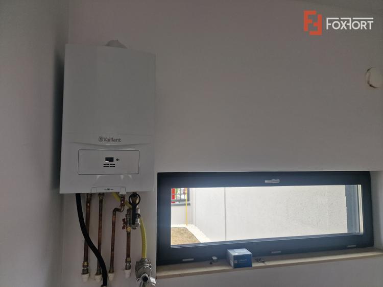 Duplex de vanzare cu 3 camere - zona Mosnita Noua
