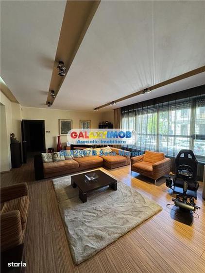 APARTAMENT DE 4 CAMERE PIATA ROMANA