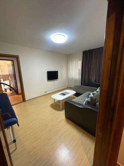 Apartament spatios 2 camere, zona Valea Rosie - aproape de Piata