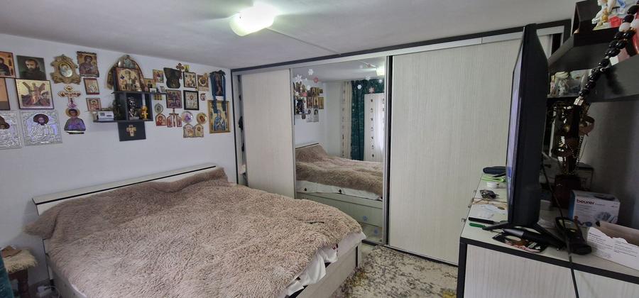 Casa ideal 2 familii, Ovidiu zona primarie.