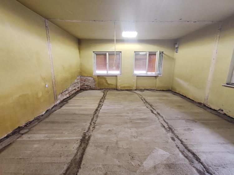 Casa 4 camere libera la vanzare GHIMBAV