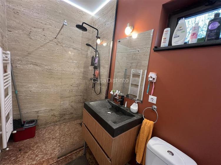 Casa si garaj cu 4 camere - 11