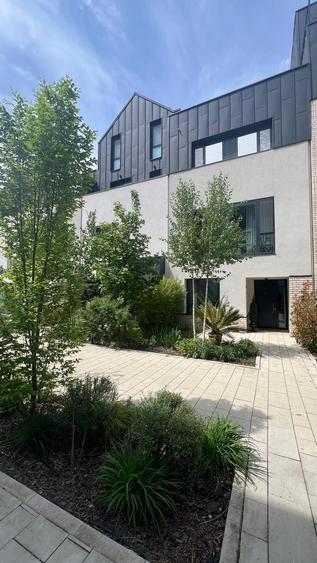 Casă Tip Townhouse | Terasă Spectaculoasă | Comunitate Premium
