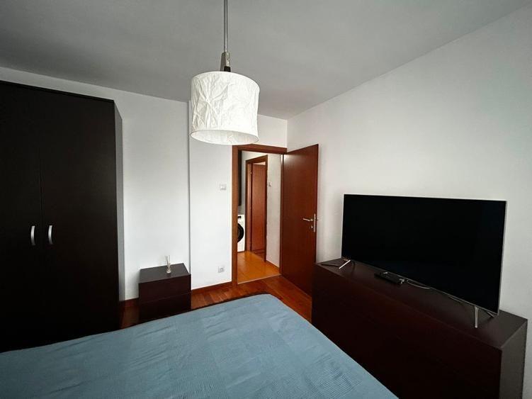 Apartament 2 camere semidecomandat Calea Calarasilor,Muncii, la metrou