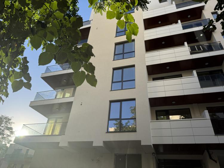 4 camere | Dacia-Mosilor | 108,4 mp | 2 parcari | Garaj | Bloc 2026