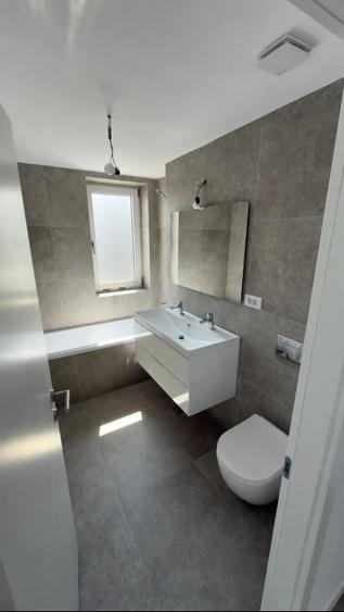 Inchiriez apt 3 camere, nemob, 85 mp, panoramic, parcare subterană