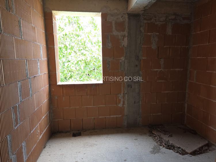 Calea Giulesti - Casa individuala P+2 - la rosu  - Caramida poroterm+ beton - 20