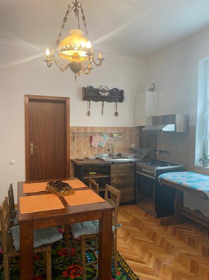 Duplex de vanzare, 220 mp, zona Centrul Vechi