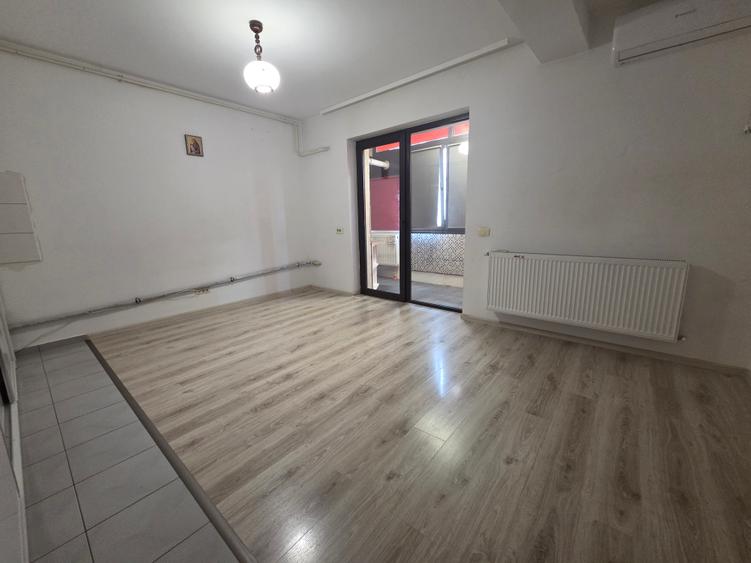 Studio Bragadiru Smardan-Etaj 1-Parcare inclusa
