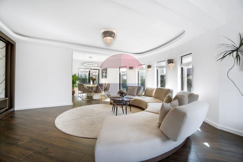 Casă cu personalitate | 204 mp utili | 600 mp teren | Izvor