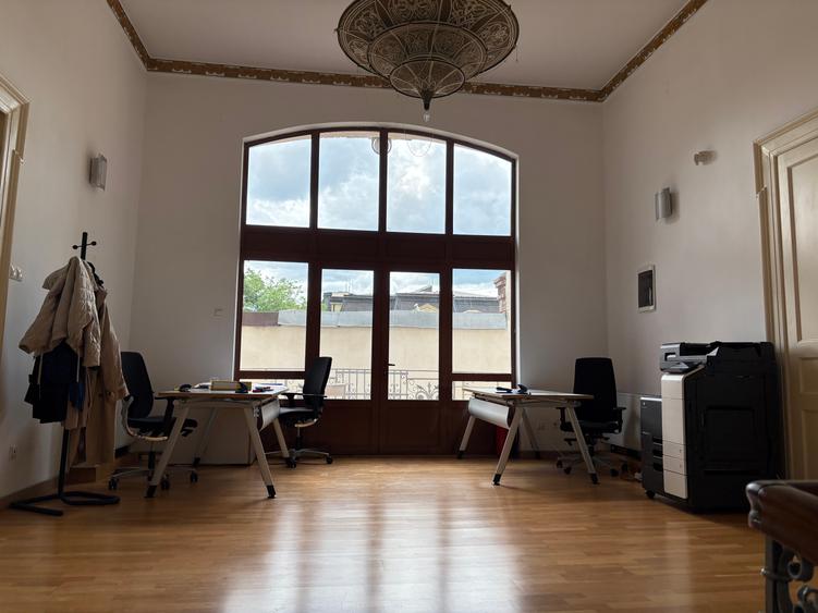 Romana, Rosetti, casa S+P+1+M, 732mp, 14 camere, 1.600.000Euro
