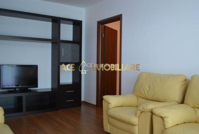 3 Camere de inchiriat | Titan | Metrou | Mobilat