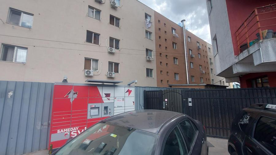 Metrou Aparatori 950 m - Garsoniera 15 mp in bloc reabilitat