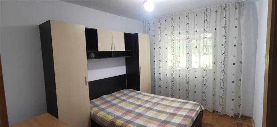 Apartament de 3 camere decomandat, 75mp, Nicolina Rond Vechi