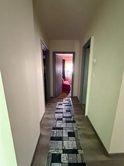 Apartament 4 camere, etaj intermediar, cartier Manastur