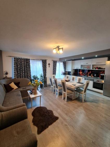 Apartament mobilat si utilat, 4 camere, garaj si parcare, la 5 minute de Vivo