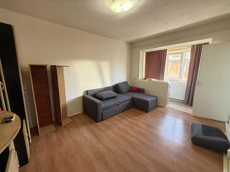 Apartament cu o camera, 26 mp utili - Complexul Studentesc