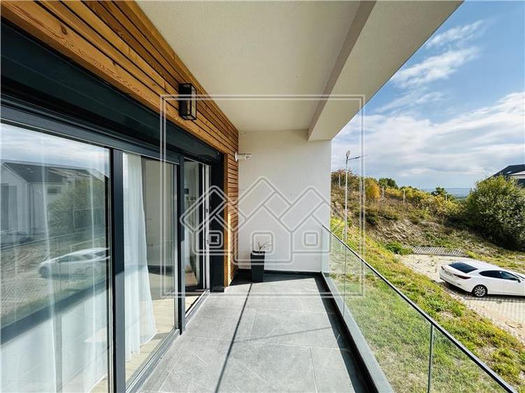 Studio modern, vila cu 2 etaje, finisat la cheie, balcon