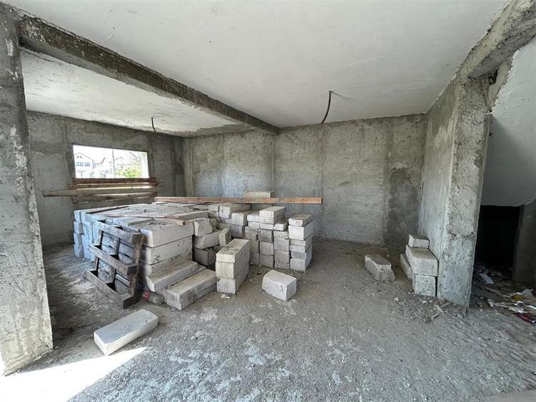 Casa P+1 de vanzare in Campineanca, cartier tineretului