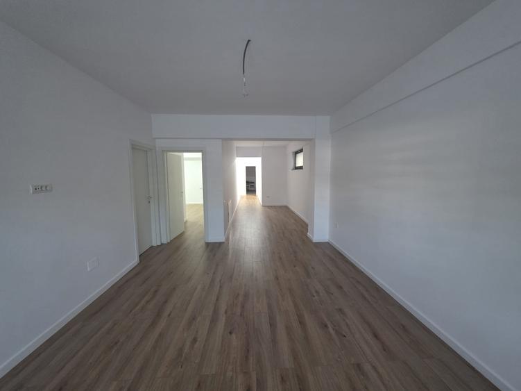 PIPERA APARTAMENT 4 CAMERE FINISAT MODERN | 2 LOCUEI PARCARE
