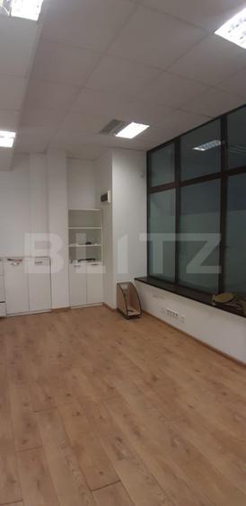 Spatiu prestari servicii, parter, strada principala, 220 mp, Obcini
