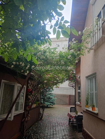 Casă cu venit din chirie, în buricul târgului – locuință + spațiu comercial - 8