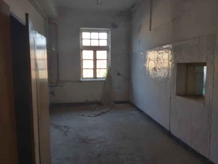 Clădire birouri P+1 de vânzare – Zona Industrială Abator Schela