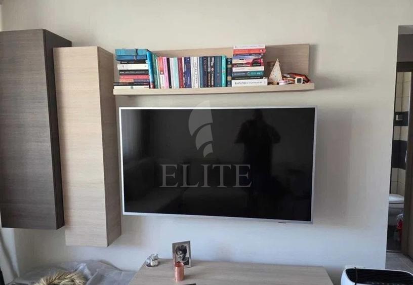 Apartament 2 camere în zona CASA RADIO