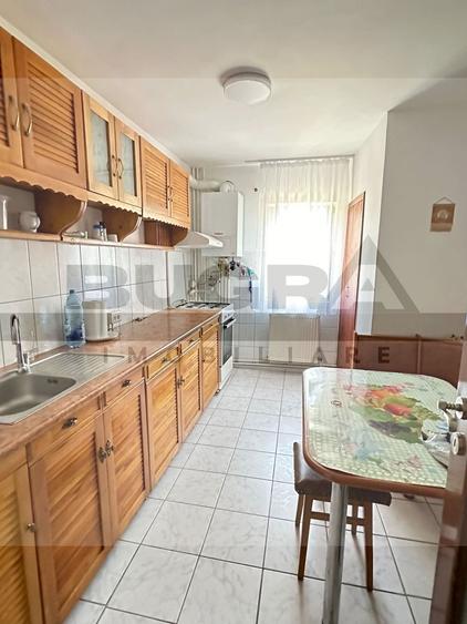 Apartament 4 camere decomandate, 80mp, 2 bai, zona strazii Dambovitei