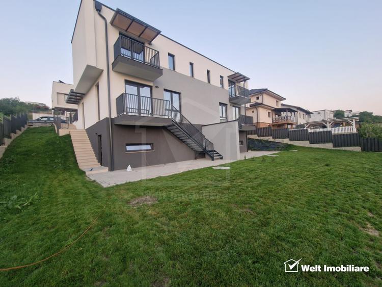 Vila in duplex, intr-o zona linistita, D+P+E, Dezmir