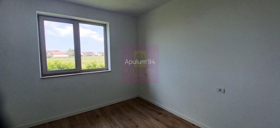 Gulia, casă nouă parter 4 camere, curte 514 mp - 12