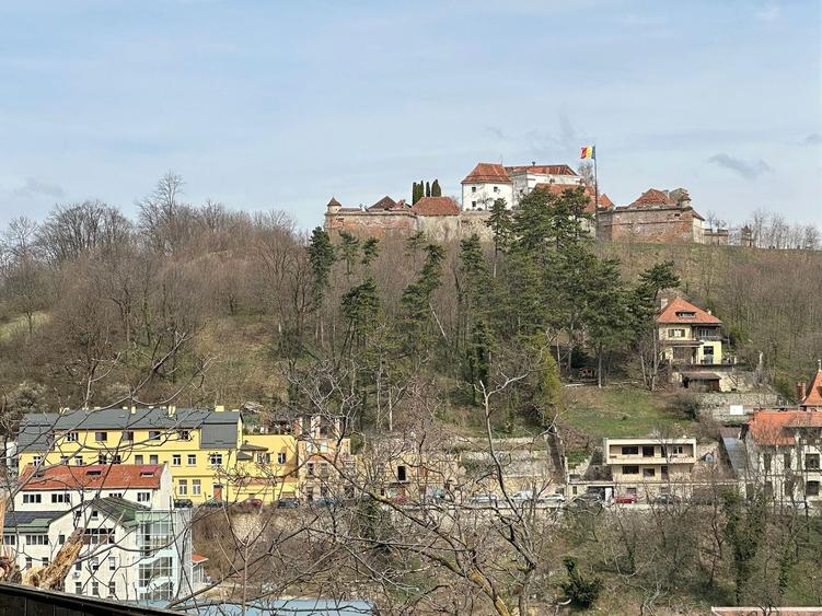 Apartament 2 camere Centrul Istoric, Pretabil Invistitie